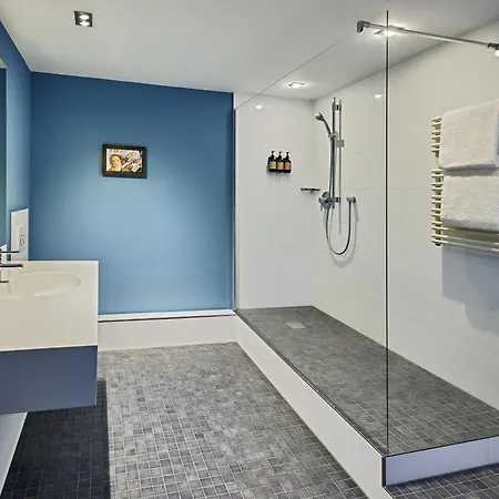 فندق The Deutz, A Tribute Portfolio