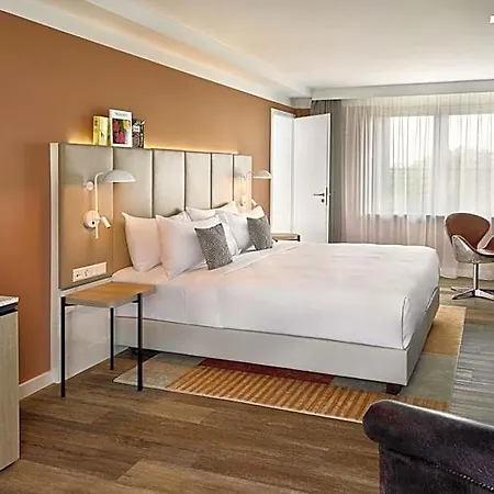 The Deutz, A Tribute Portfolio 4* Colonia