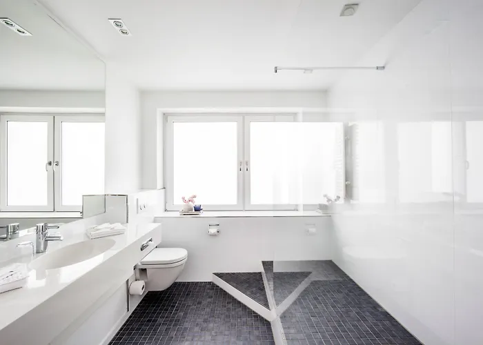 The Deutz, A Tribute Portfolio 4* 쾰른