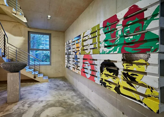 The Deutz, A Tribute Portfolio