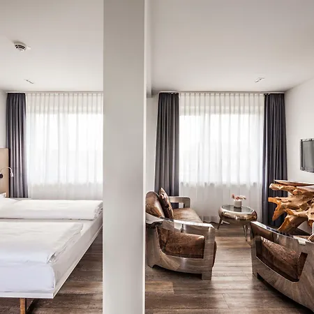 The Deutz, A Tribute Portfolio Hotel