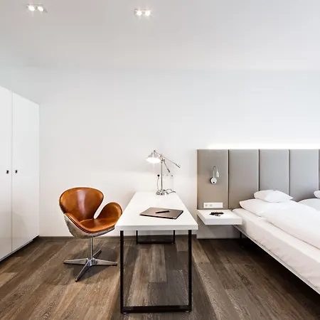 The Deutz, A Tribute Portfolio Kolonia